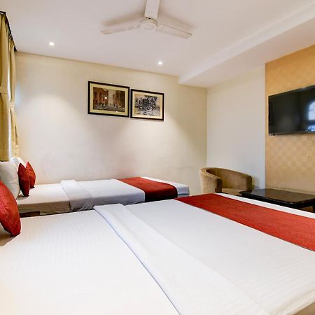 Hotel King'S Crown Calcutta Eksteriør billede