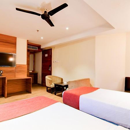 Hotel King'S Crown Calcutta Eksteriør billede