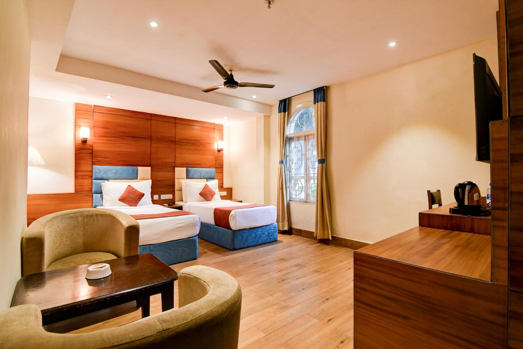 Hotel King'S Crown Calcutta Eksteriør billede