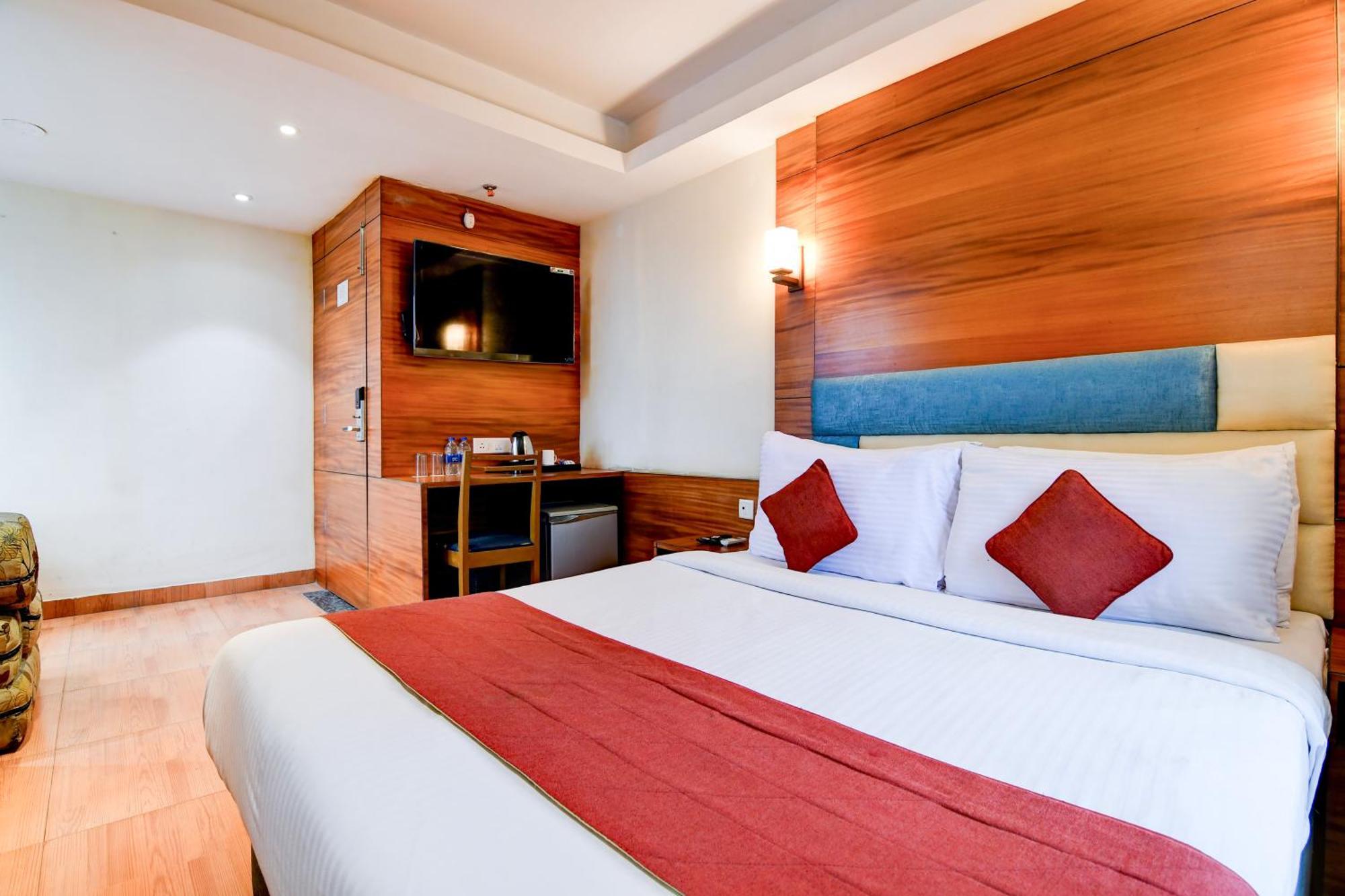 Hotel King'S Crown Calcutta Eksteriør billede
